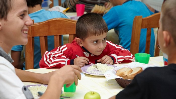 Mittagstisch und Stützunterricht für Roma-Kinder in der Ukraine (HEKS Nr. 951.323)