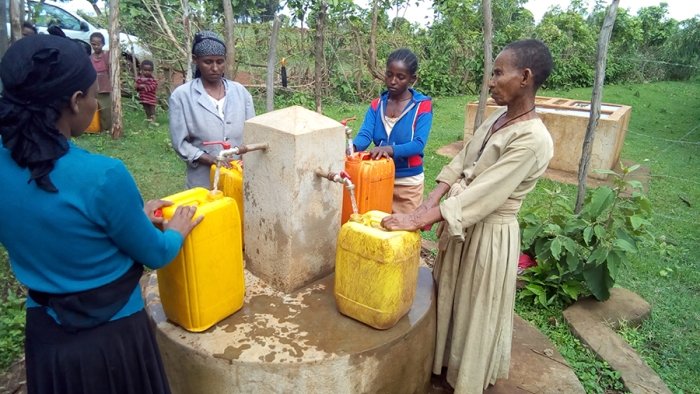Sauberes Wasser für Familien in Äthiopien